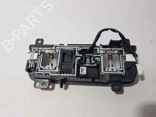 Interior roof light MITSUBISHI OUTLANDER III (GG_W, GF_W, ZJ, ZL, ZK) 2.4 Hybrid 4WD (GG3W) | BP7949200I8 