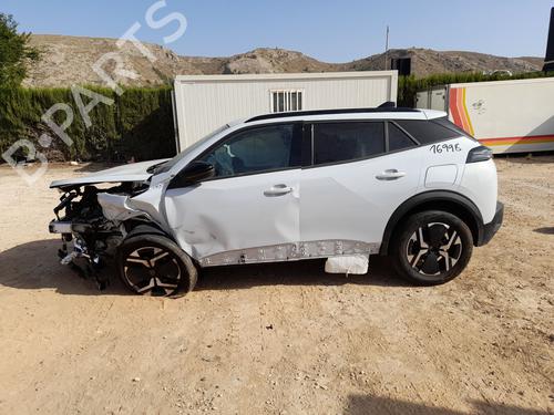 Brugte PEUGEOT 2008 II (UD_, US_, UY_, UJ_, UR_, UC_) 1.2 PureTech 100 (USHNK) (101 hp) 3501493