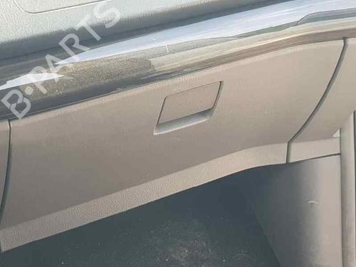Guantera SSANGYONG RODIUS II 2.2 Xdi 4WD (178 hp) 25146353