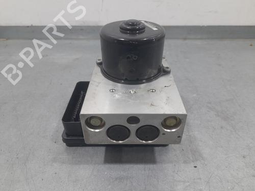 Used ABS pump MERCEDES-BENZ C-CLASS (W203) [2000-2007]  15847576