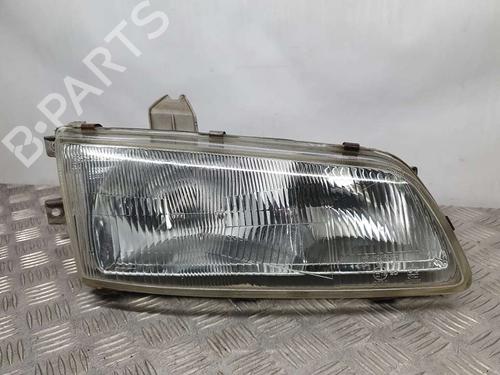 Used Right headlight HYUNDAI H-1 / STAREX Bus (A1) [1997-2025]  16397071