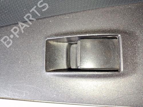 Used Right rear window switch Right rear window switch 38517201 38517201