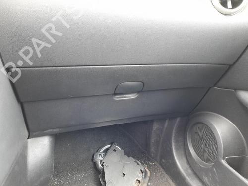 Used Glove box NISSAN QASHQAI / QASHQAI +2 I (J10, NJ10, JJ10E) 1.6 (114 hp) 26220389