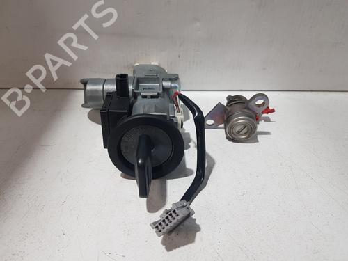 other-nissan-nv200-van-2010-32442676 main image