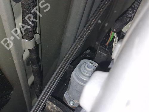 Used Front right window mechanism Front right window mechanism CITROËN C4 III (BA_, BB_, BC_) 1.2 PureTech 130 (BAHNSA, BAHNSB) (130 hp) 35791812 35791812