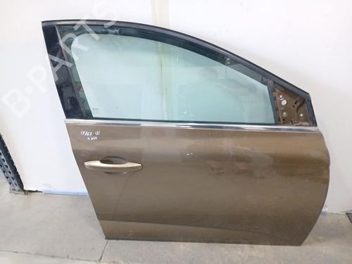 Used Right front door Right front door 37216790 37216790