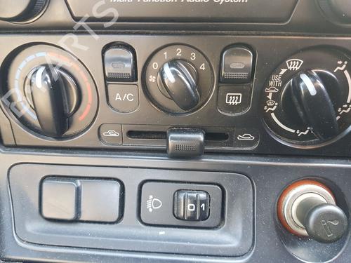 Used Climate control Climate control MAZDA MX-5 II (NB) 1.6 16V (NB6C) (110 hp) 33660179 33660179