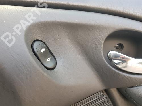 Used Right front window switch Right front window switch FORD FOCUS I (DAW, DBW) 1.8 Turbo DI / TDDi (90 hp) 11053531 11053531
