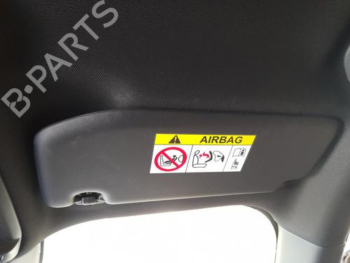 Aletta parasole destra Aletta parasole destra PEUGEOT 2008 II (UD_, US_, UY_, UJ_, UR_, UC_) 1.2 PureTech 130 (USHNS, URHNS) (130 hp) 37274136 37274136