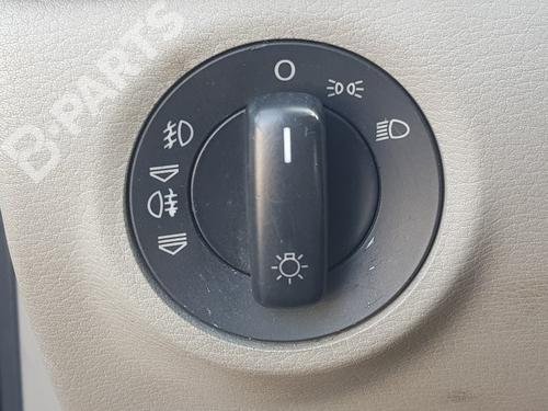 Headlight switch AUDI A8 D3 (4E2, 4E8) 3.0 TDI quattro (233 hp) 10736706