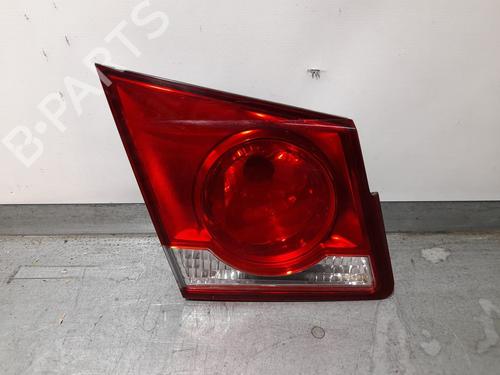 Used Left taillight CHEVROLET CRUZE (J300) [2009-2026]  10217786