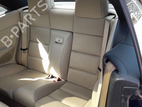 Siège arrière Siège arrière VW EOS (1F7, 1F8) 2.0 TDI (140 hp) 33831682 33831682