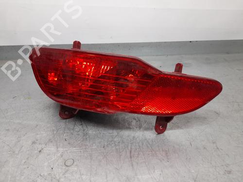 Feu de pare-chocs arrière gauche PEUGEOT 5008 II (MC_, MJ_, MR_, M4_) 2.0 BlueHDi 136 (MJAHVW) (136 hp) 32135027