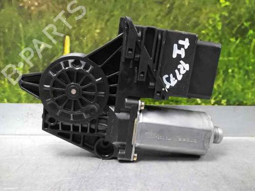 Used Left rear window motor VW PASSAT B5 (3B2) [1996-2001]  4867565