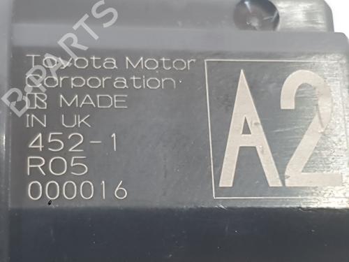 Switch TOYOTA COROLLA Saloon (_E21_) 1.8 VVTi Hybrid (ZWE211, MZEA12) | BP37513688I30 - Image 4