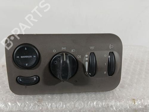 Used Headlight switch Headlight switch 38466072 38466072