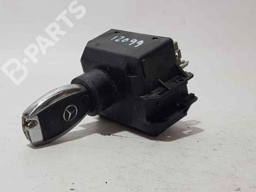 Used Ignition barrel MERCEDES-BENZ A-CLASS (W176) [2012-2018]  8131985