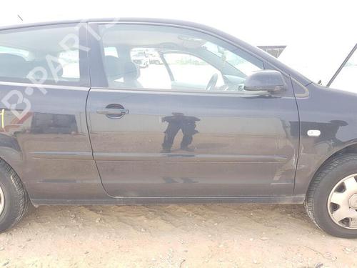 Used Right front door VW POLO (9N_, 9A_) 1.4 16V (75 hp) 25470211