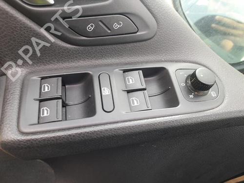 Used Left front window switch VW GOLF VI (5K1) 1.6 TDI (105 hp) 29862235