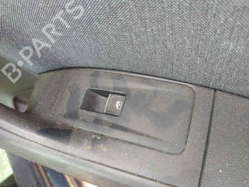 Used Right rear window switch SEAT ATECA (KH7, KHP) [2016-2025]  23956472