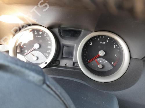 Used Instrument cluster RENAULT MEGANE II (BM0/1_, CM0/1_) [2001-2012]  30181808
