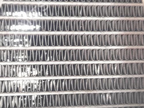 Used Water radiator Water radiator TOYOTA COROLLA Saloon (_E21_) 1.8 VVTi Hybrid (ZWE211, MZEA12) (98 hp) 36498460 36498460