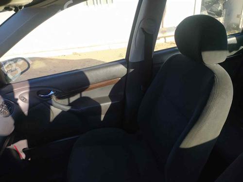 Used Right front seat FORD FOCUS I Saloon (DFW) 1.6 16V (100 hp) 22639862