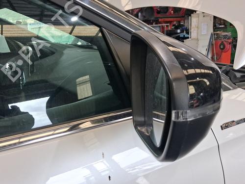 Used Right mirror Right mirror 39617411 39617411
