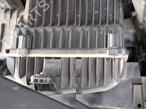 Used Air filter box Air filter box PEUGEOT 208 I (CA_, CC_) 1.2 VTI 82 (82 hp) 33307201 33307201