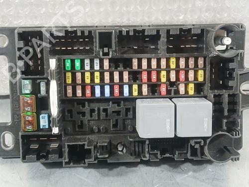 Used Fuse box Fuse box LAND ROVER RANGE ROVER EVOQUE (L551) 2.0 D150 MHEV 4x4 (150 hp) 35979066 35979066