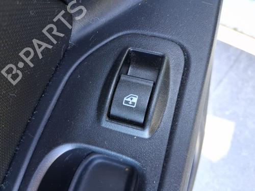 Comutador vidro trás esquerdo Comutador vidro trás esquerdo FIAT TIPO Hatchback (356_, 357_) 1.3 D (356HXH1A) (95 hp) 33854214 33854214