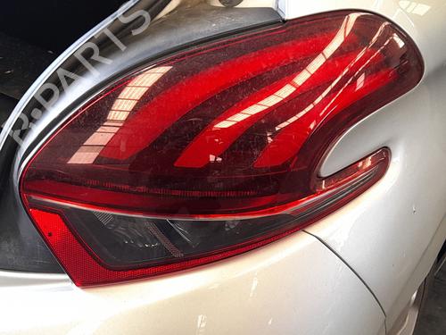Højre baglygte Højre baglygte PEUGEOT 208 I (CA_, CC_) 1.6 BlueHDi 100 (100 hp) 37217333 37217333