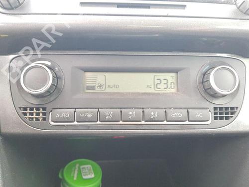 Used Climate control VW POLO V (6R1, 6C1) 1.2 TDI (75 hp) 24677281