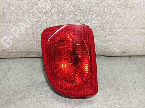 Piloto izquierdo paragolpes trasero RENAULT KANGOO / GRAND KANGOO II (KW0/1_) 1.5 dCi 85 (KW0K, KW0L, KW0B) (86 hp) 8200419906 | 8200419906 | 89076539 |