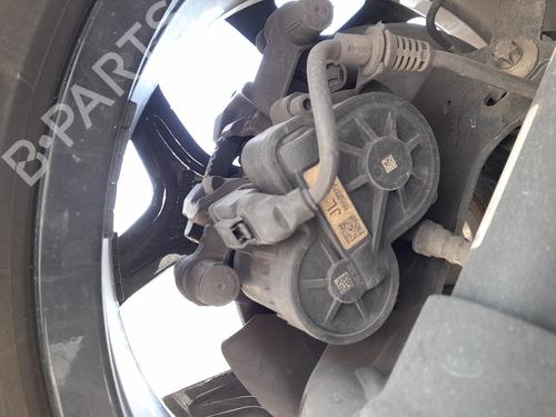 Pinça travão trás esquerda Pinça travão trás esquerda BMW X1 (F48) sDrive 18 d (150 hp) 36498737 36498737