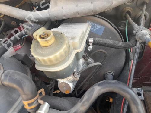 Used Brake master cylinder VW TRANSPORTER T4 Van (70A, 70H, 7DA, 7DH) 2.4 D (78 hp) 28296740