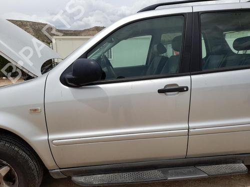 Used Left front door MERCEDES-BENZ M-CLASS (W163) ML 320 (163.154) (218 hp) 26277033