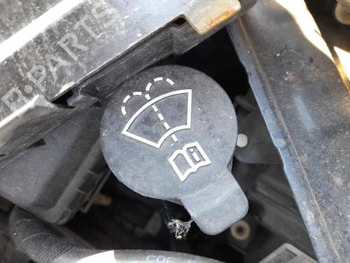 Used Windscreen washer tank OPEL MERIVA B MPV (S10) 1.4 (75) (100 hp) 27259596