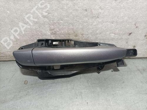 Used Front right exterior door handle PEUGEOT 2008 II (UD_, US_, UY_, UJ_, UR_, UC_) [2019-2025]  17330611