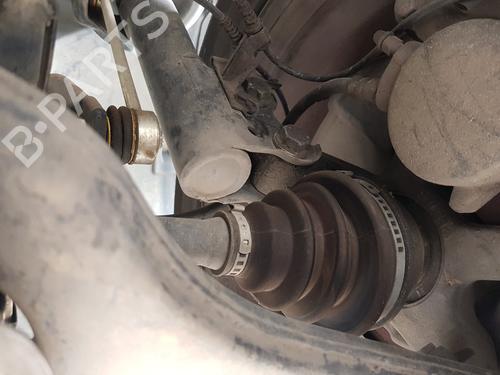 Used Right front driveshaft MERCEDES-BENZ B-CLASS Sports Tourer (W245) [2005-2011]  15858409