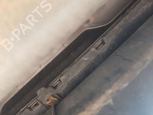 Used Rear bumper reinforcement LAND ROVER RANGE ROVER III (L322) 3.6 D 4x4 (272 hp) 18680167