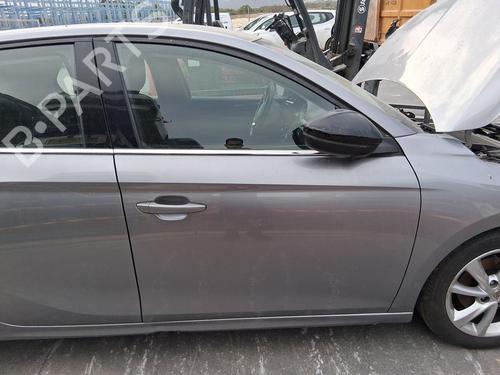 Used Right front door Right front door 37800161 37800161