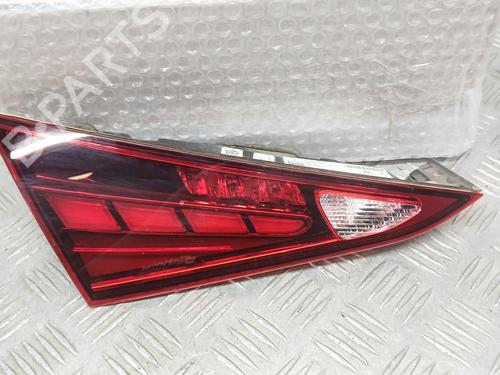 left-tailgate-light-mercedes-benz-c-class-t-model-s202-1996-1997-1998-1999-2000-2001-27624392 main image