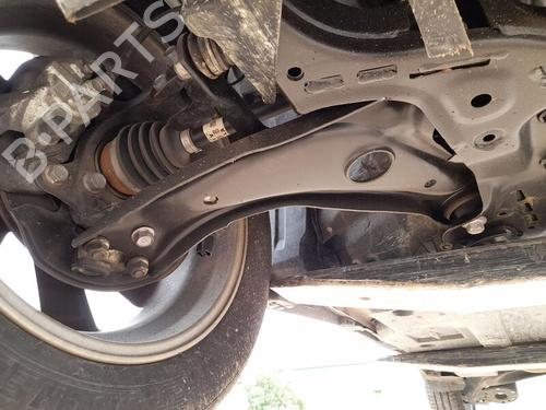 Used Right front suspension arm TOYOTA AYGO X (_B7_) 1.0 VVT-i (KGB70) (72 hp) 26152935