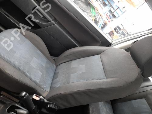 Sæde højre fortil FORD FIESTA V (JH_, JD_) 1.4 16V (80 hp) 31833509
