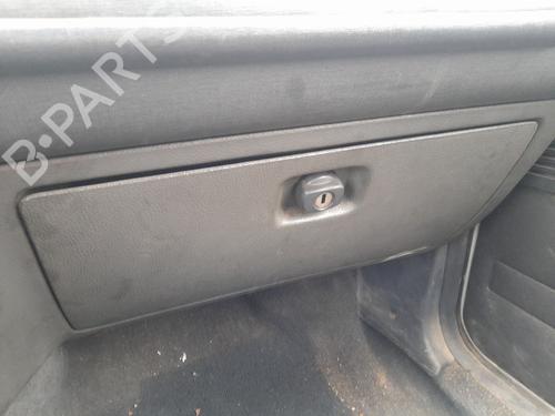 Hanskerom PEUGEOT 205 I (741A/C) 1.7 Diesel (60 hp) 31716887