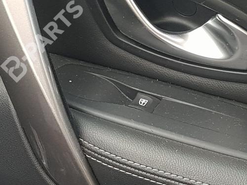 BP9977712C105 main image