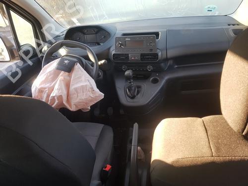 Front right interior door handle PEUGEOT RIFTER  | BP15683369I14 