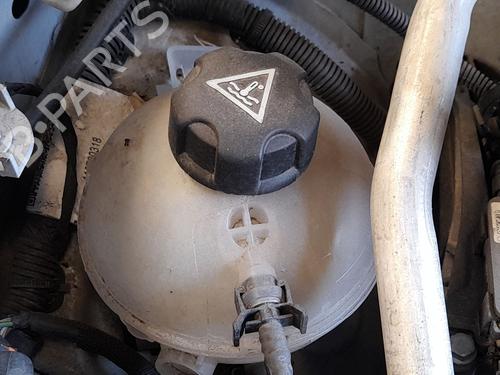 Used Expansion tank Expansion tank 37218322 37218322