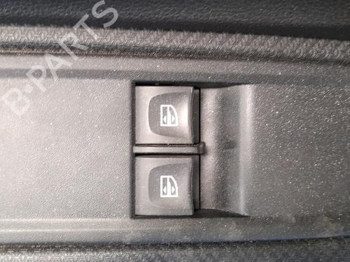 Comutador vidro frente esquerdo Comutador vidro frente esquerdo DACIA SANDERO III 1.0 TCe 90 (91 hp) 36754599 36754599
